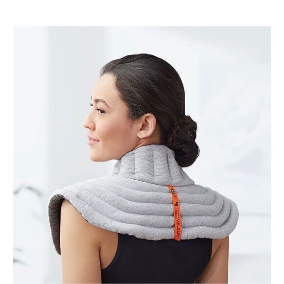 Sharper Image Weighted Heated Neck & Shoulder Aromatherapy Wrap - Picture 3 of 5
